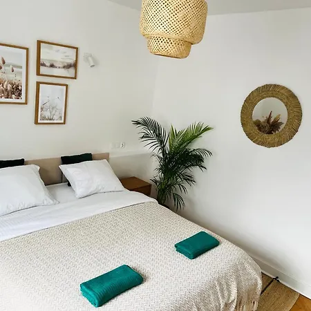 Apartment Boho Stare Z Widokiem Na Marine